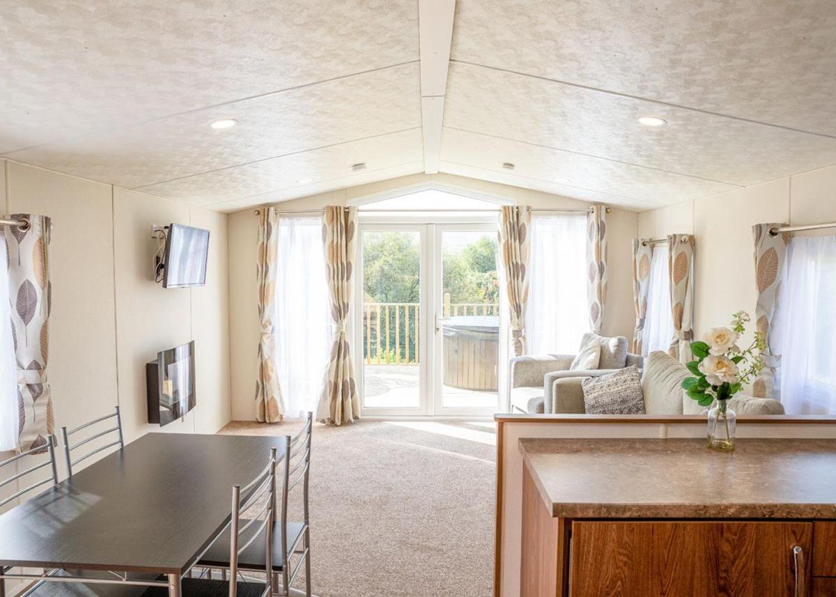 Great Harlow Views Newby  Exterior foto