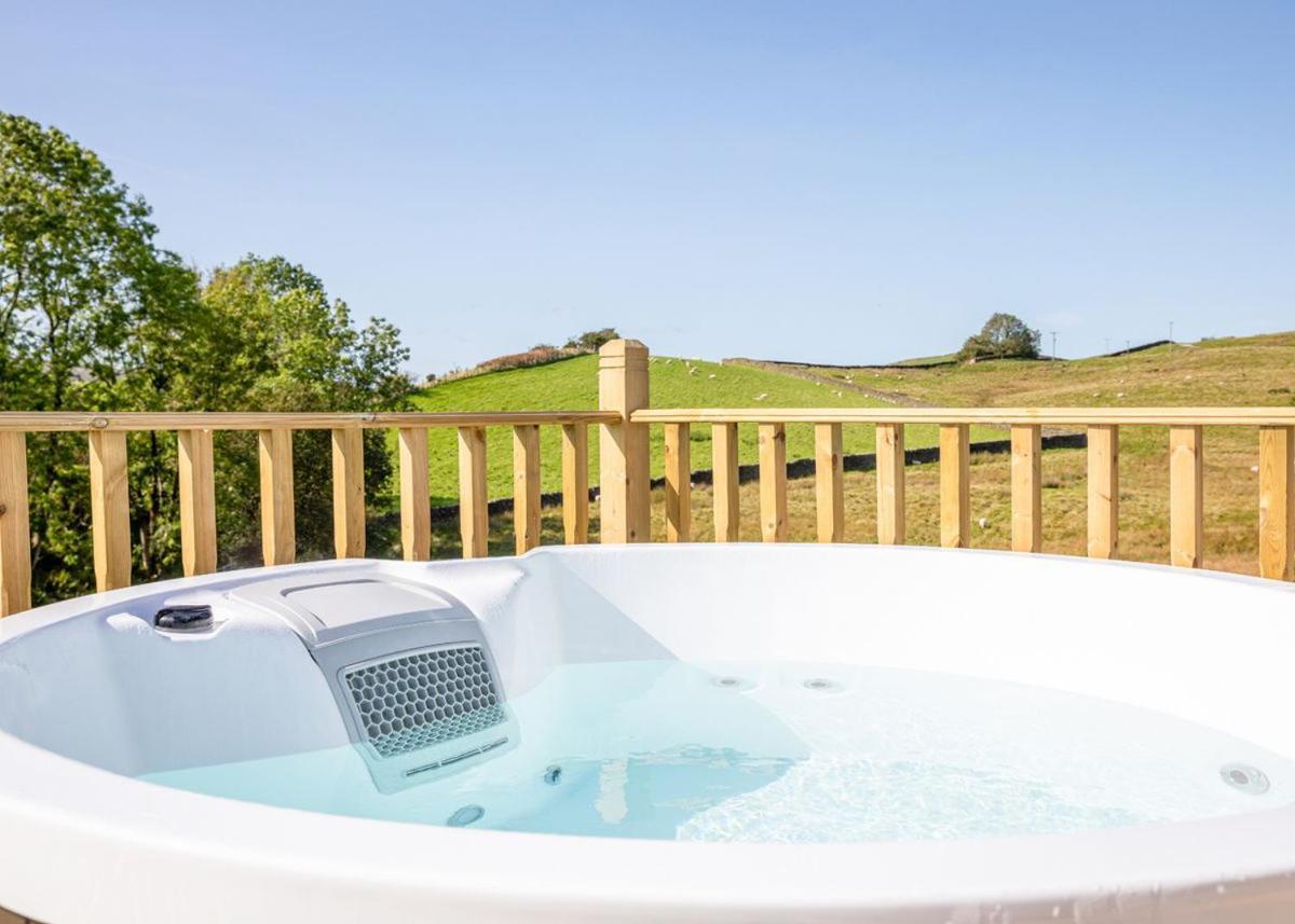 Great Harlow Views Newby  Exterior foto