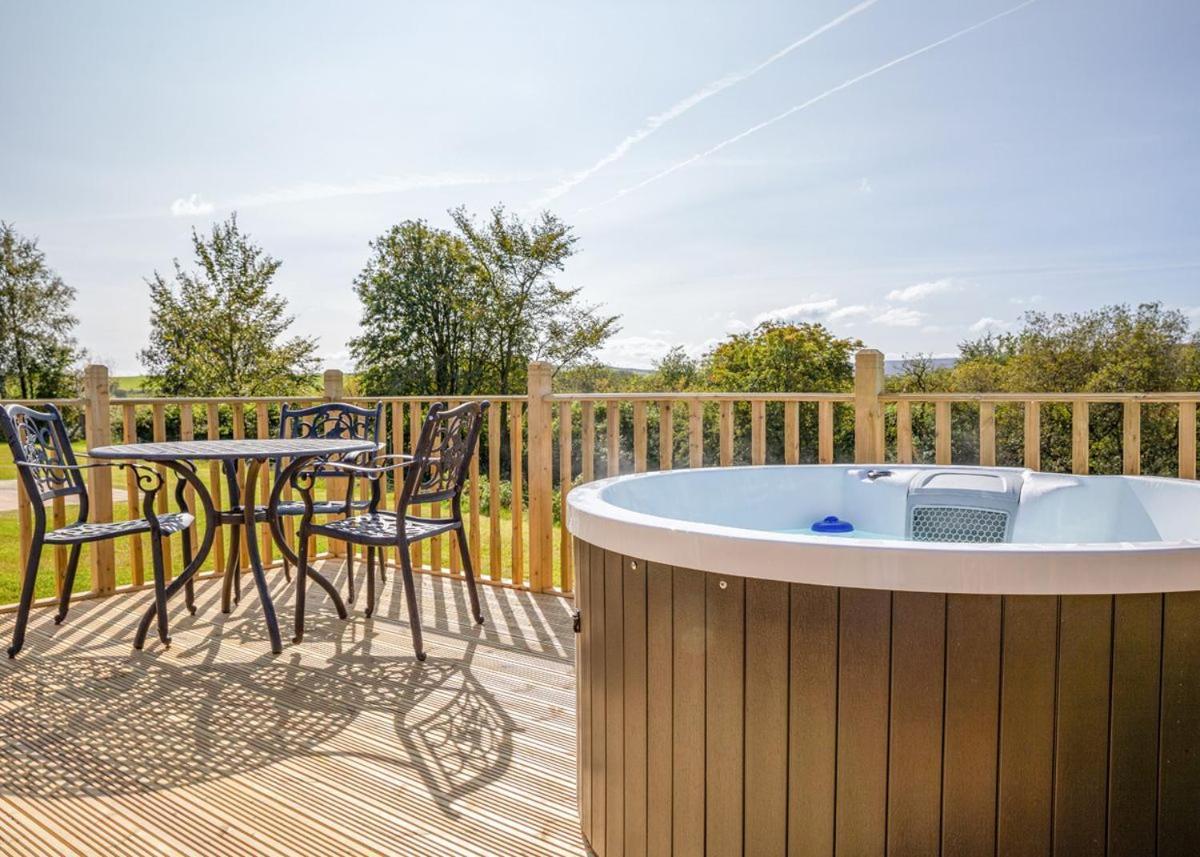 Great Harlow Views Newby  Exterior foto